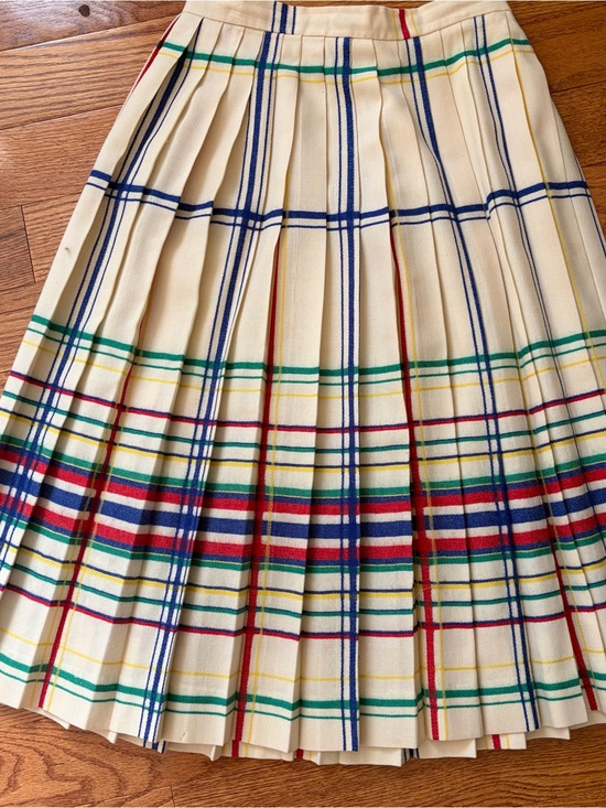 Evan Picone Dresses & Skirts - Vintage Evan Picone Plaid Wool Pleated Skirt Red Blue Ivory Sz 8 Tartan Academia